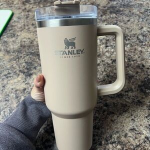 40oz Stanley Tumbler